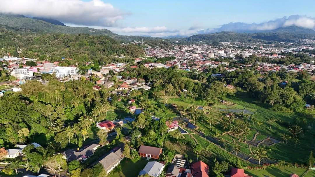Talaga Tomohon Home Stay And Fishing Pond 외부 사진